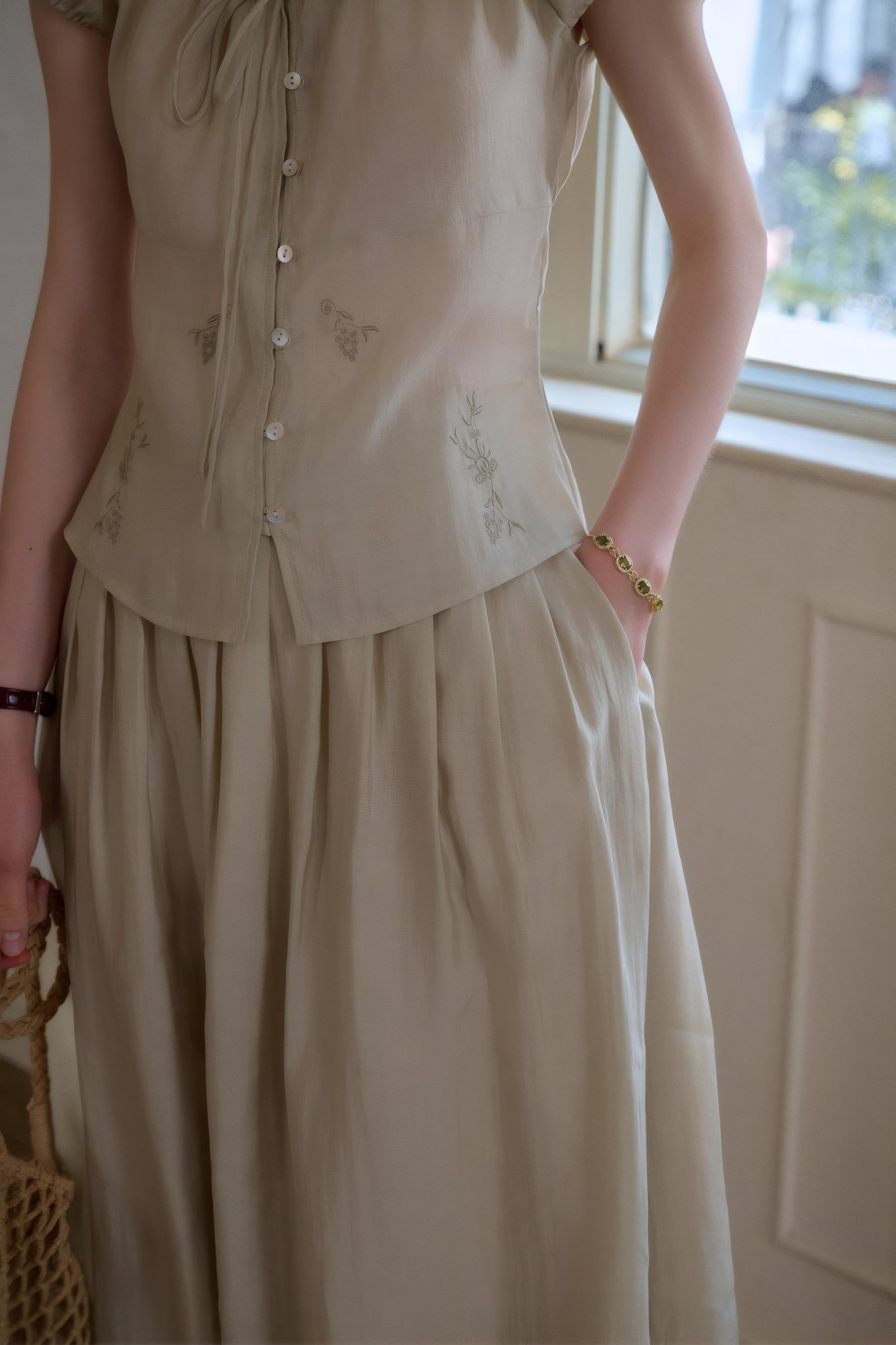 ELNOVÉ Thomasine Embroidered Tencel Skirt