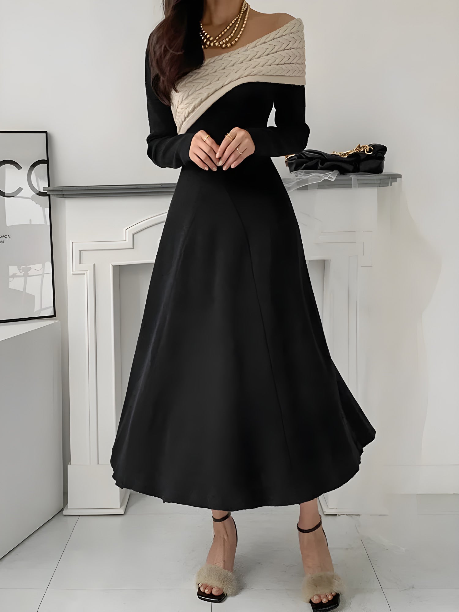 robe en maille col irrégulier contrastant