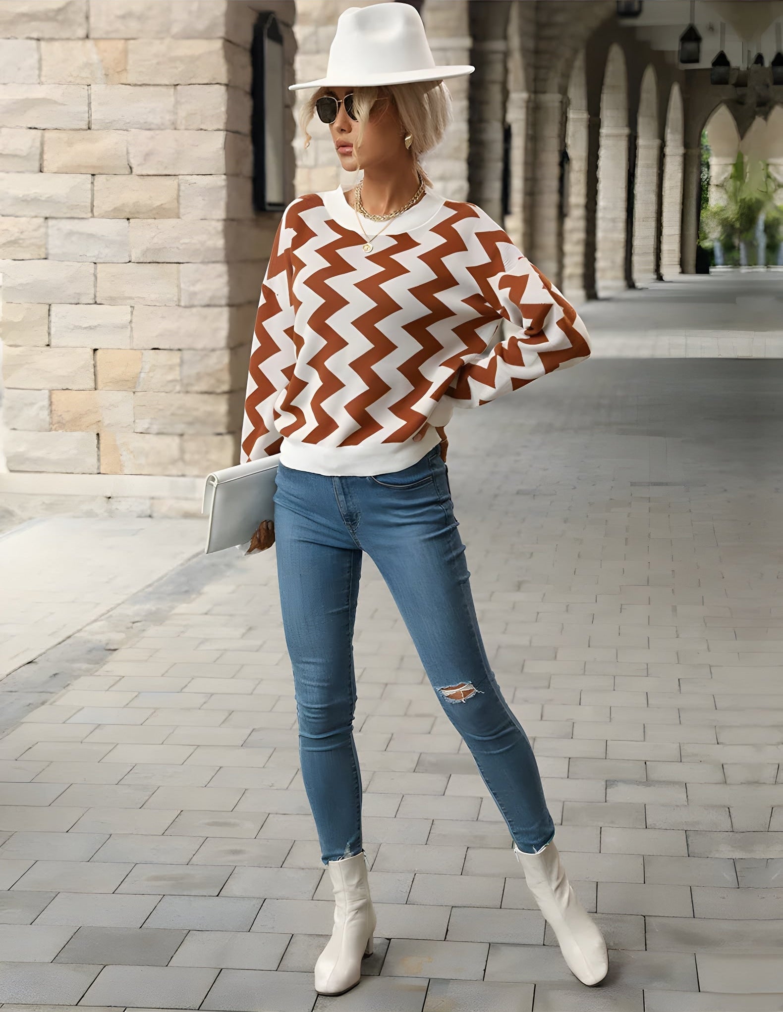 wave-pattern knit pullover