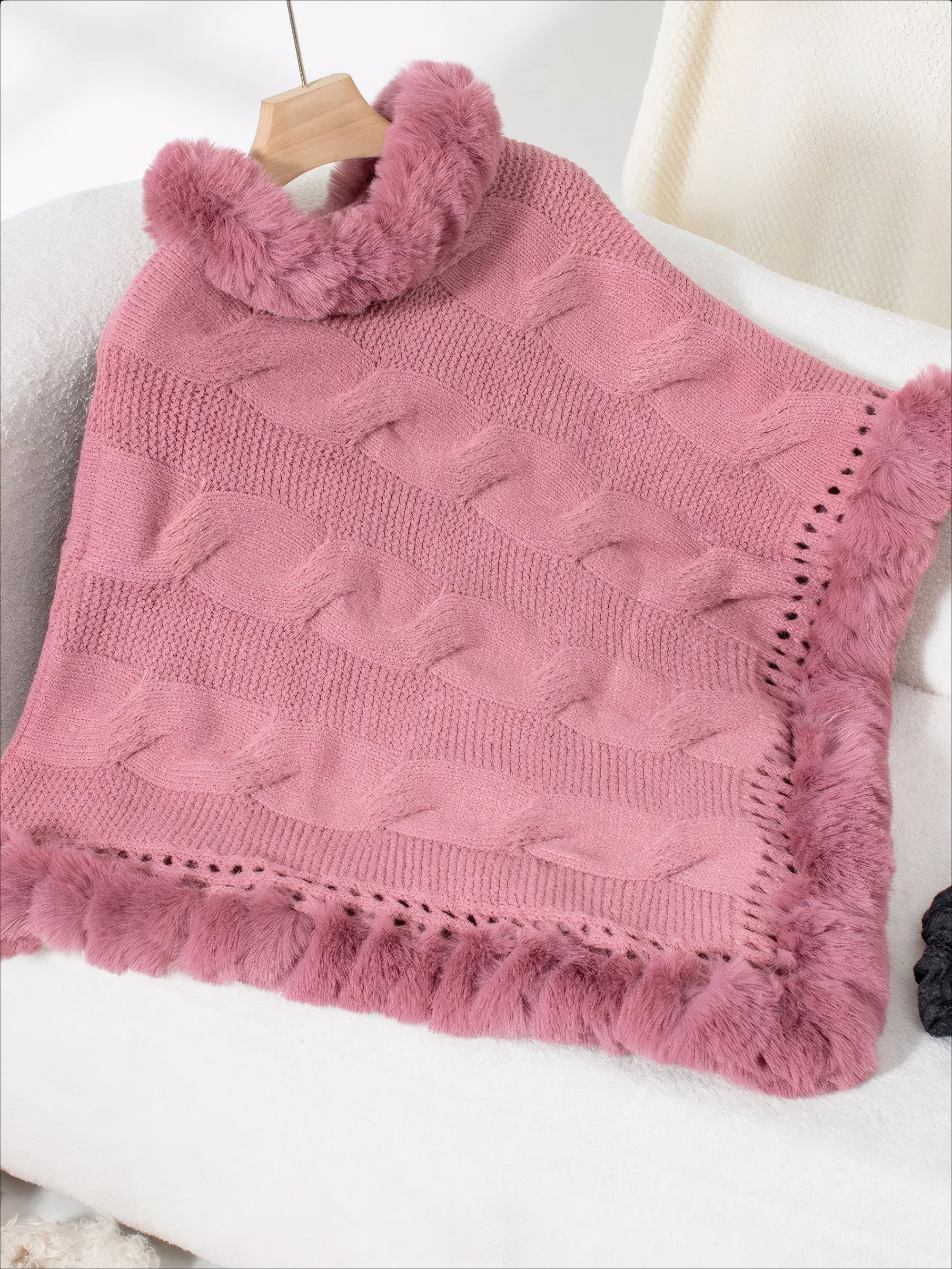 ELNOVÉ Renée Cable-Knit Poncho