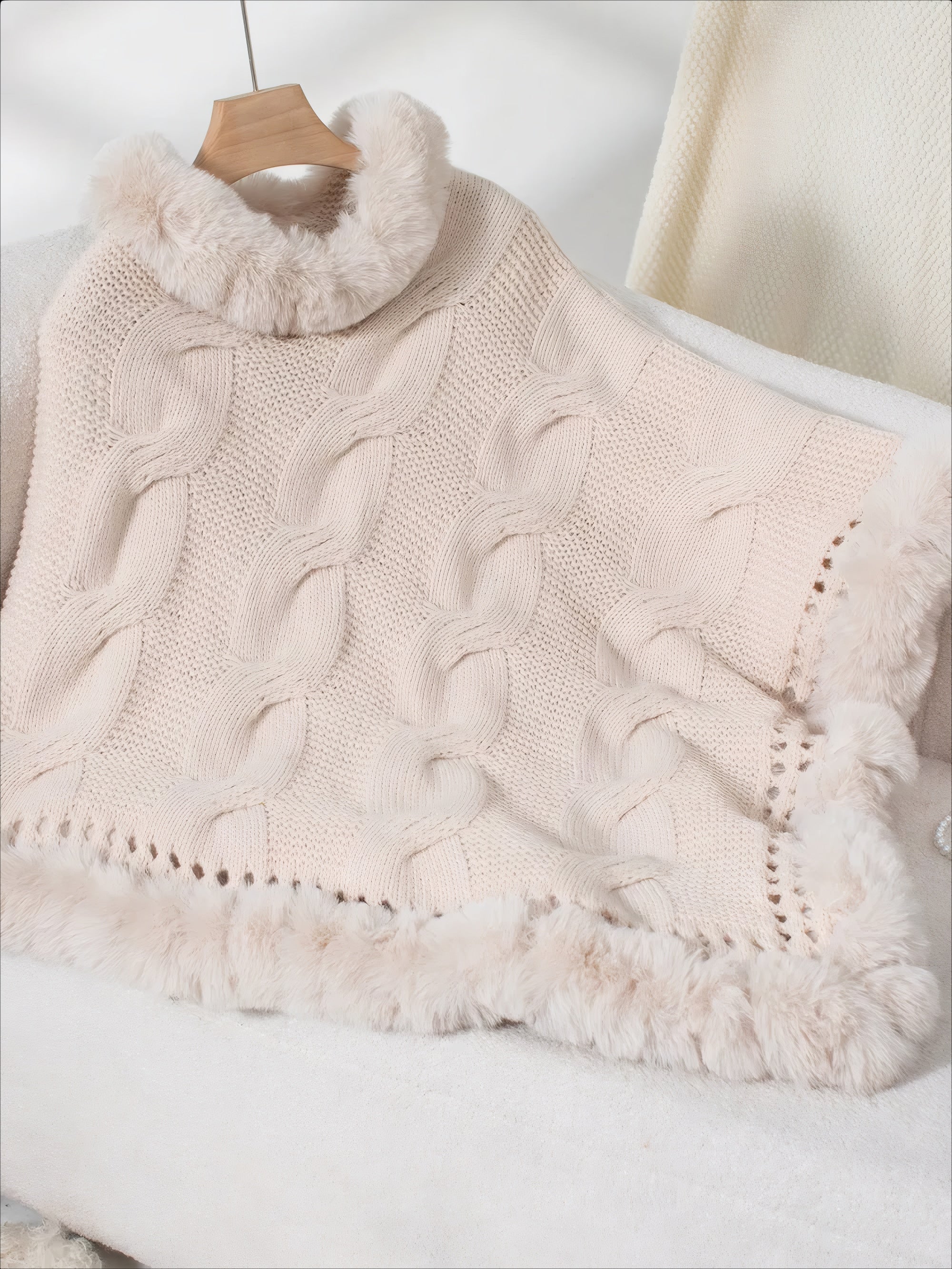 ELNOVÉ Renée Cable-Knit Poncho