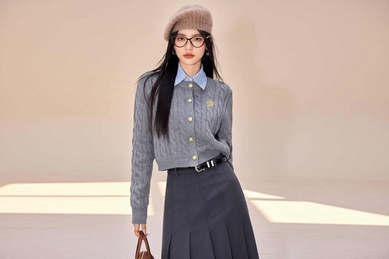 ELNOVÉ Gray Cable Knit Fitted Cardigan