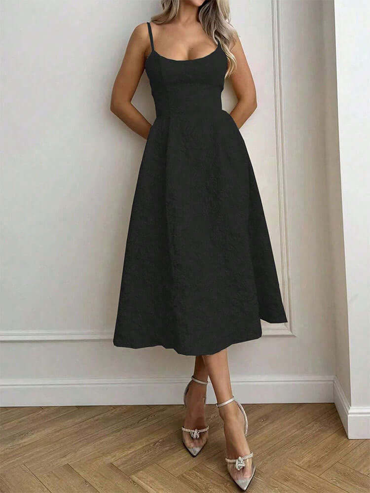 Céleste One-Shoulder Midi Dress#Color_Black