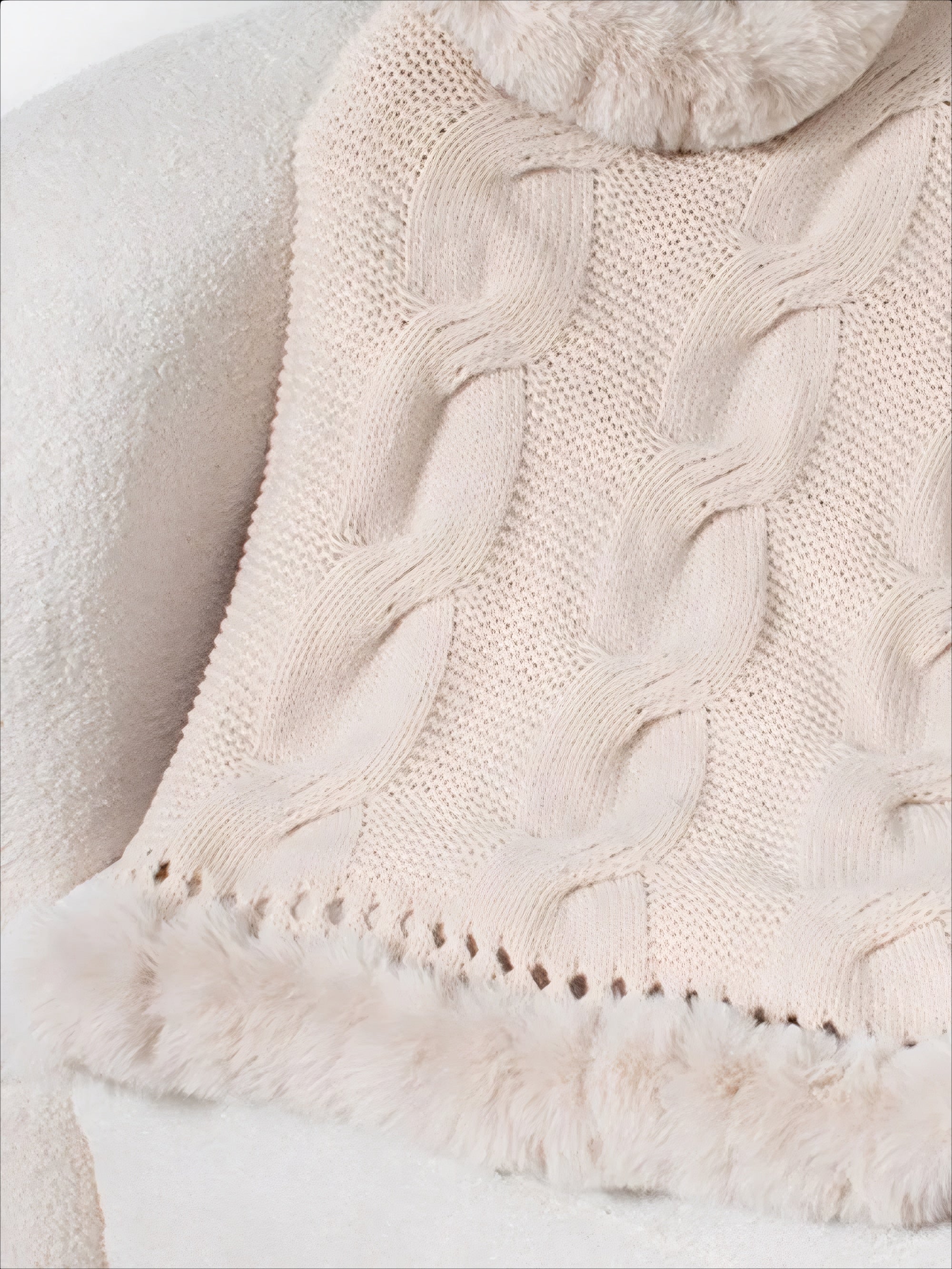 ELNOVÉ Renée Cable-Knit Poncho