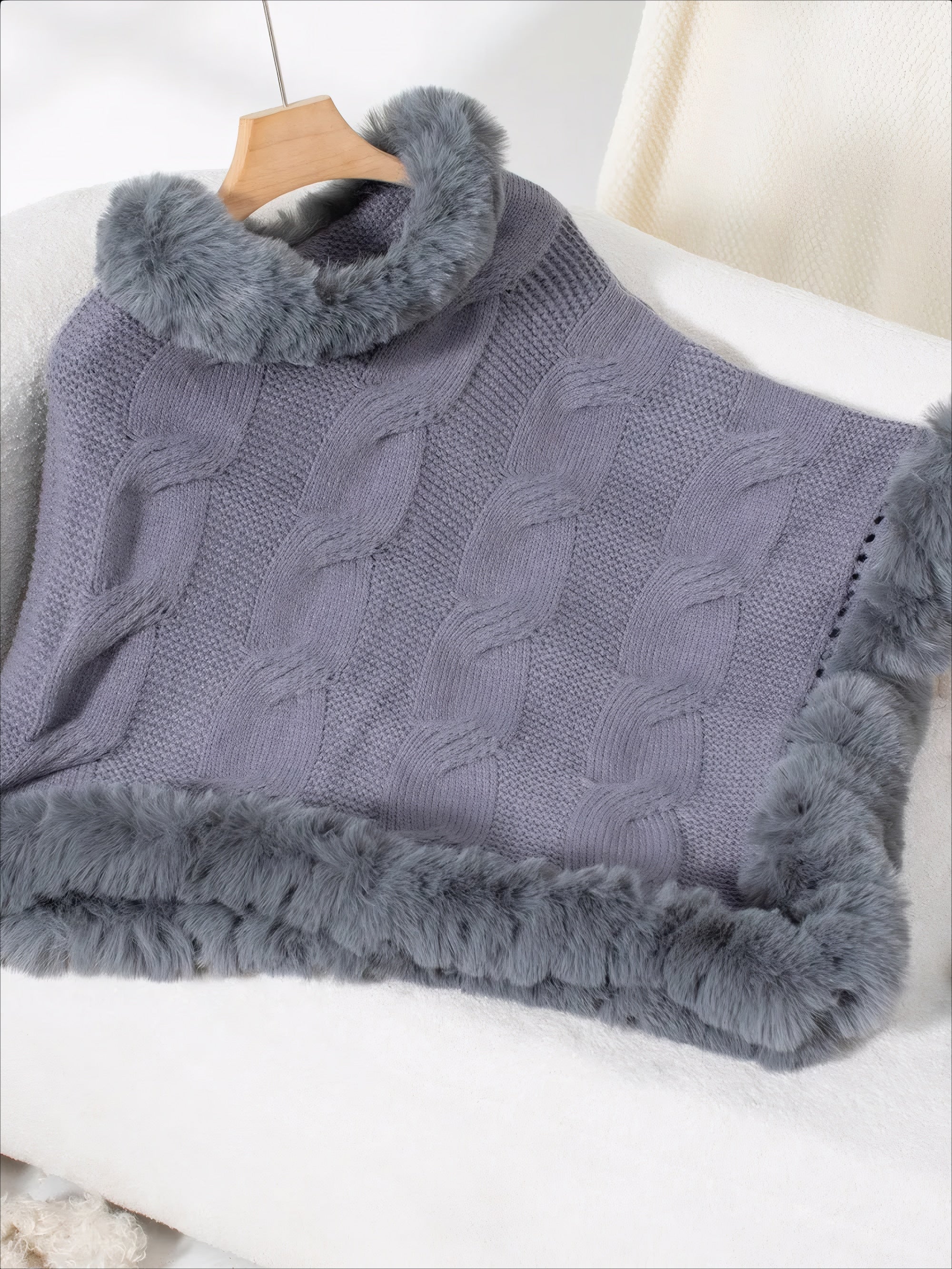 ELNOVÉ Renée Cable-Knit Poncho