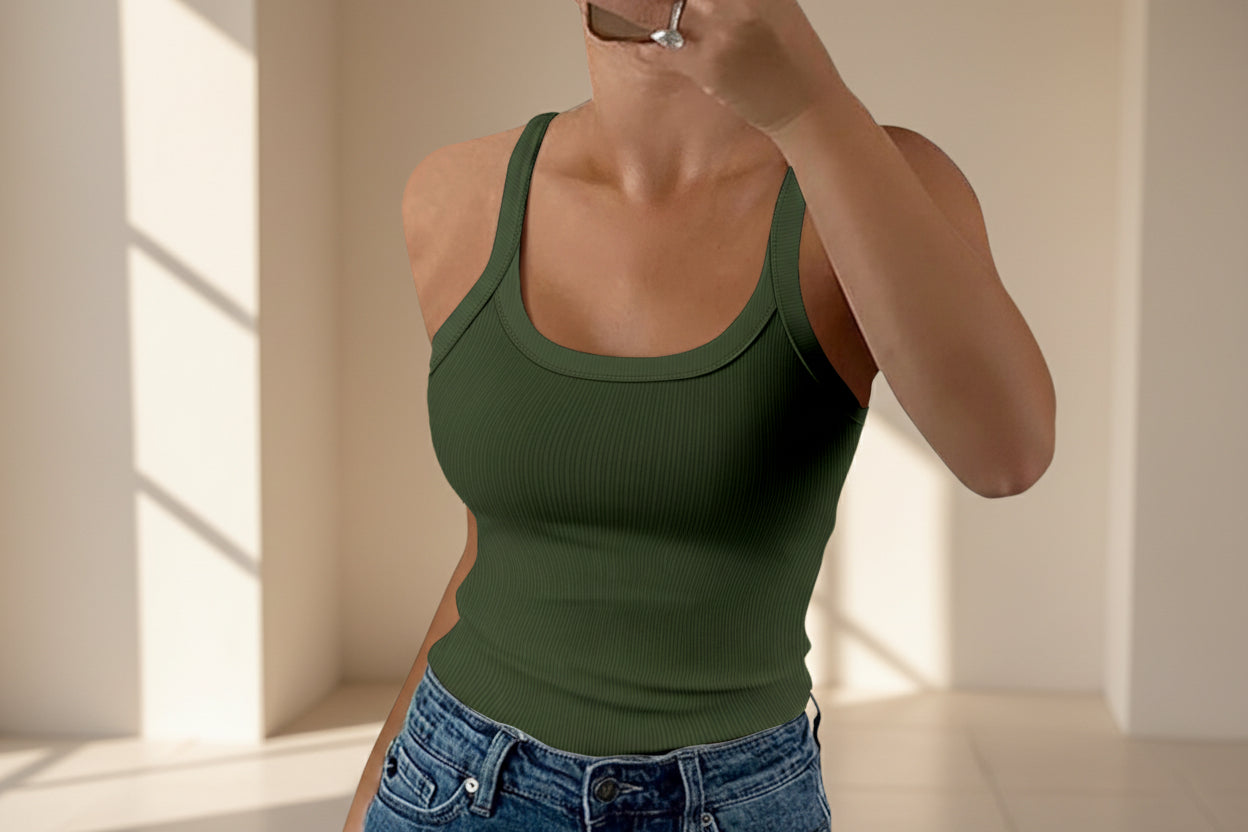 ELNOVÉ Ribbed Knit Camisole