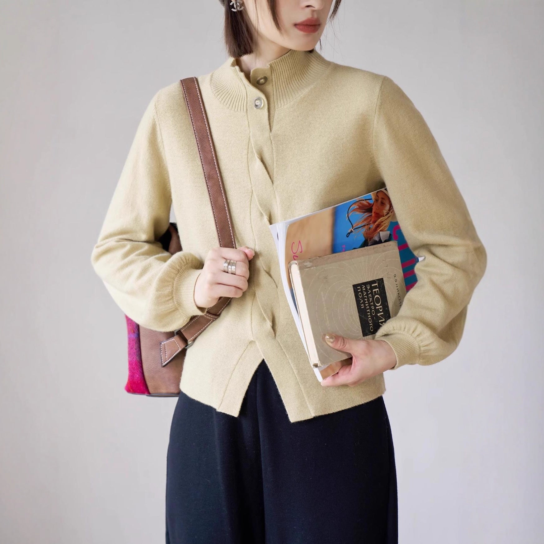 ELNOVÉ Chambord Stand-Collar Merino Sweater