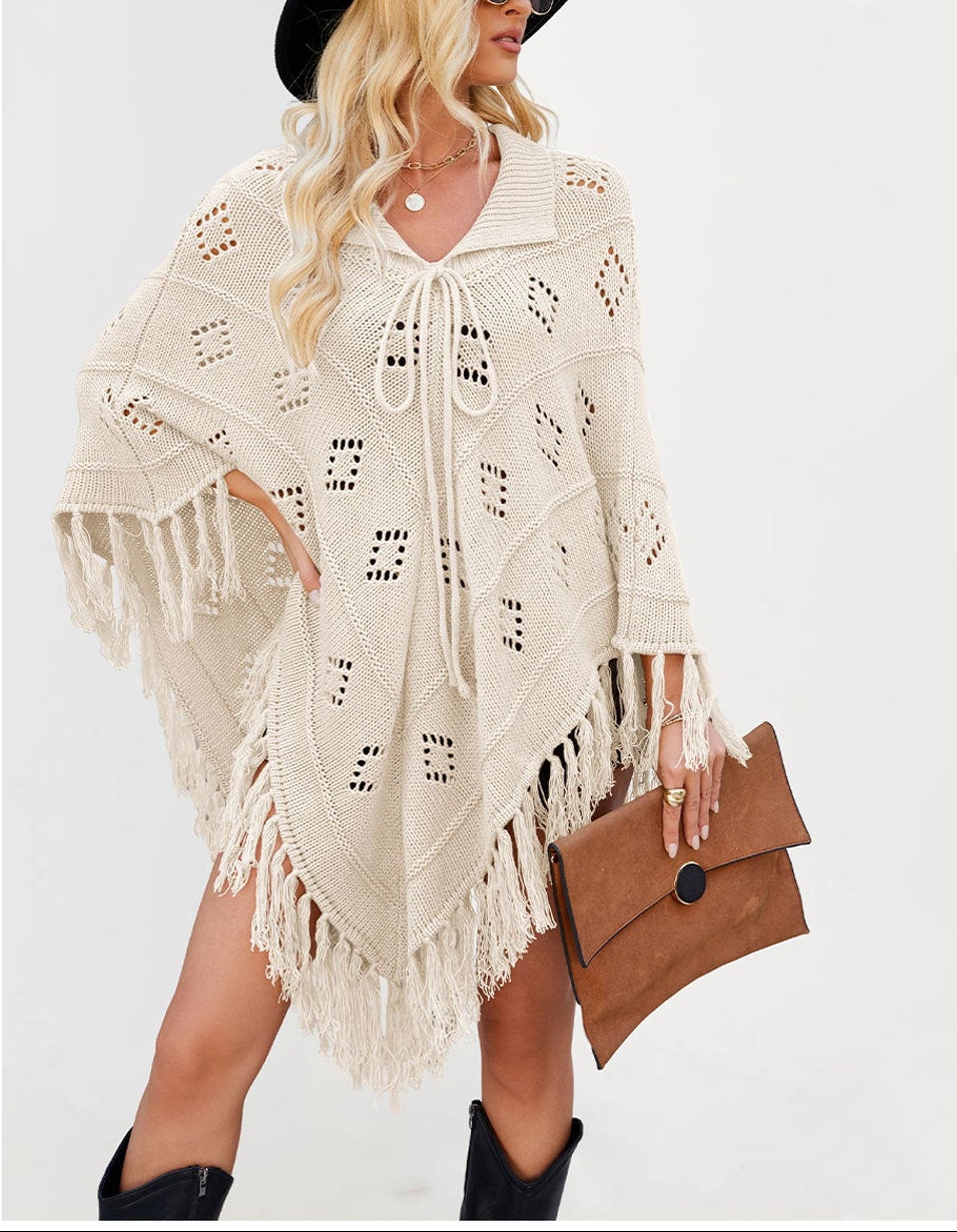 ELNOVÉ Ariane Tassel Knit Shawl