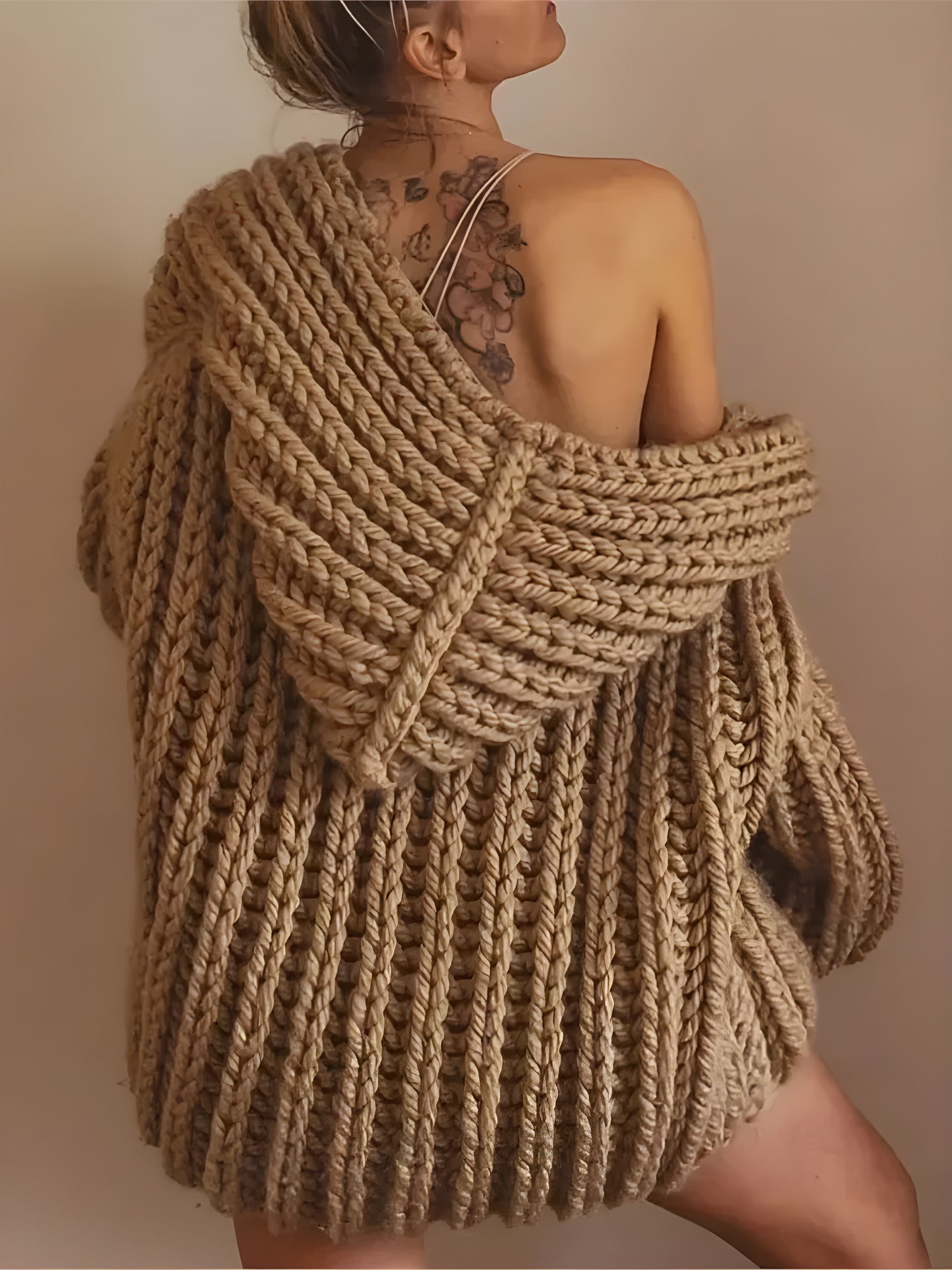 gilet in maglia con cappuccio