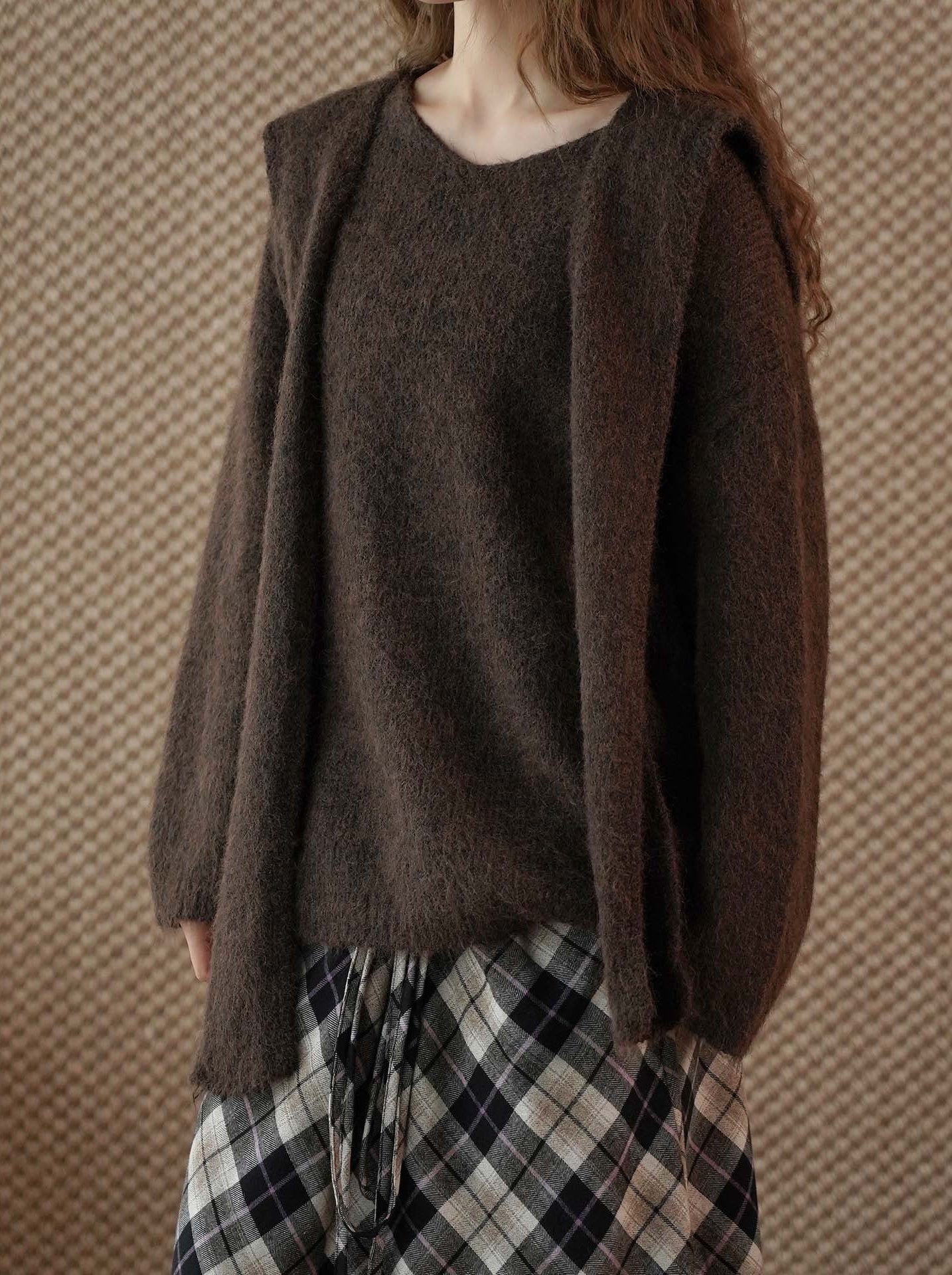 #Color_Brown