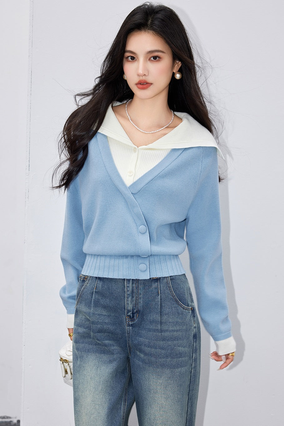 ELNOVÉ Margot Colorblock Sweater