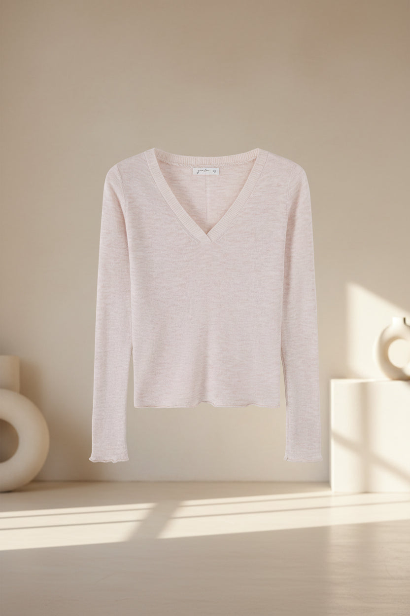 ELNOVÉ V-Neck Slim Fit Knit Top