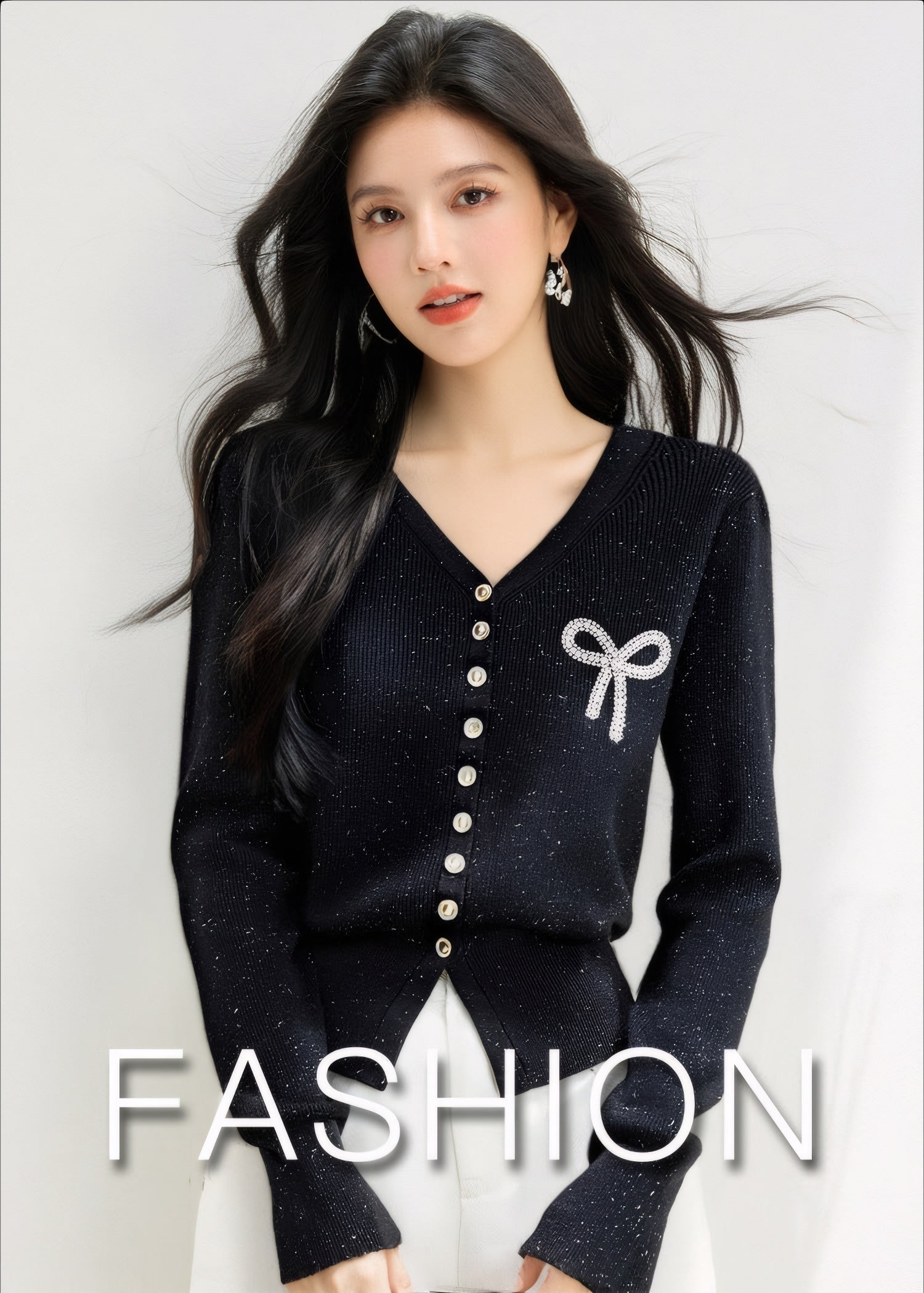 ELNOVÉ Hélène V-Ausschnitt Strickjacke