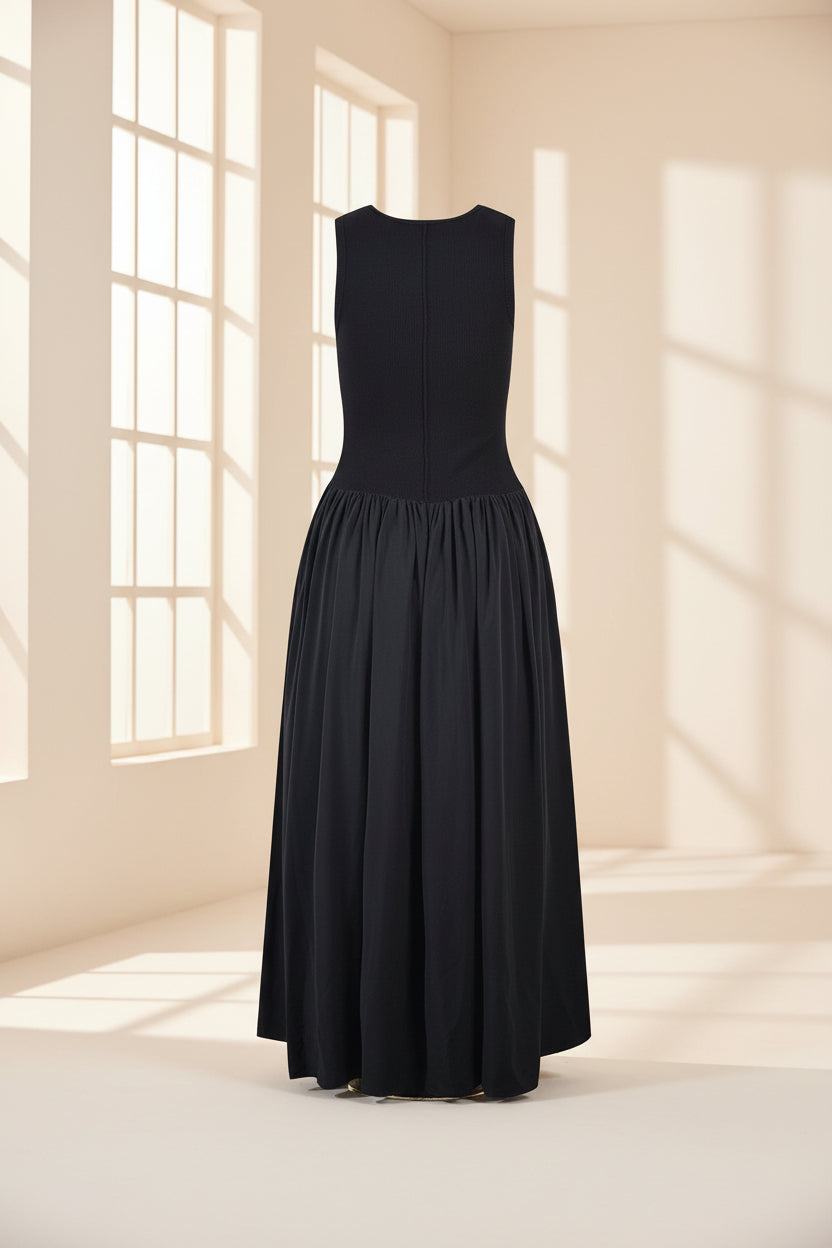 Minimalist Cotton Knit Patchwork Maxi Dress — close-up