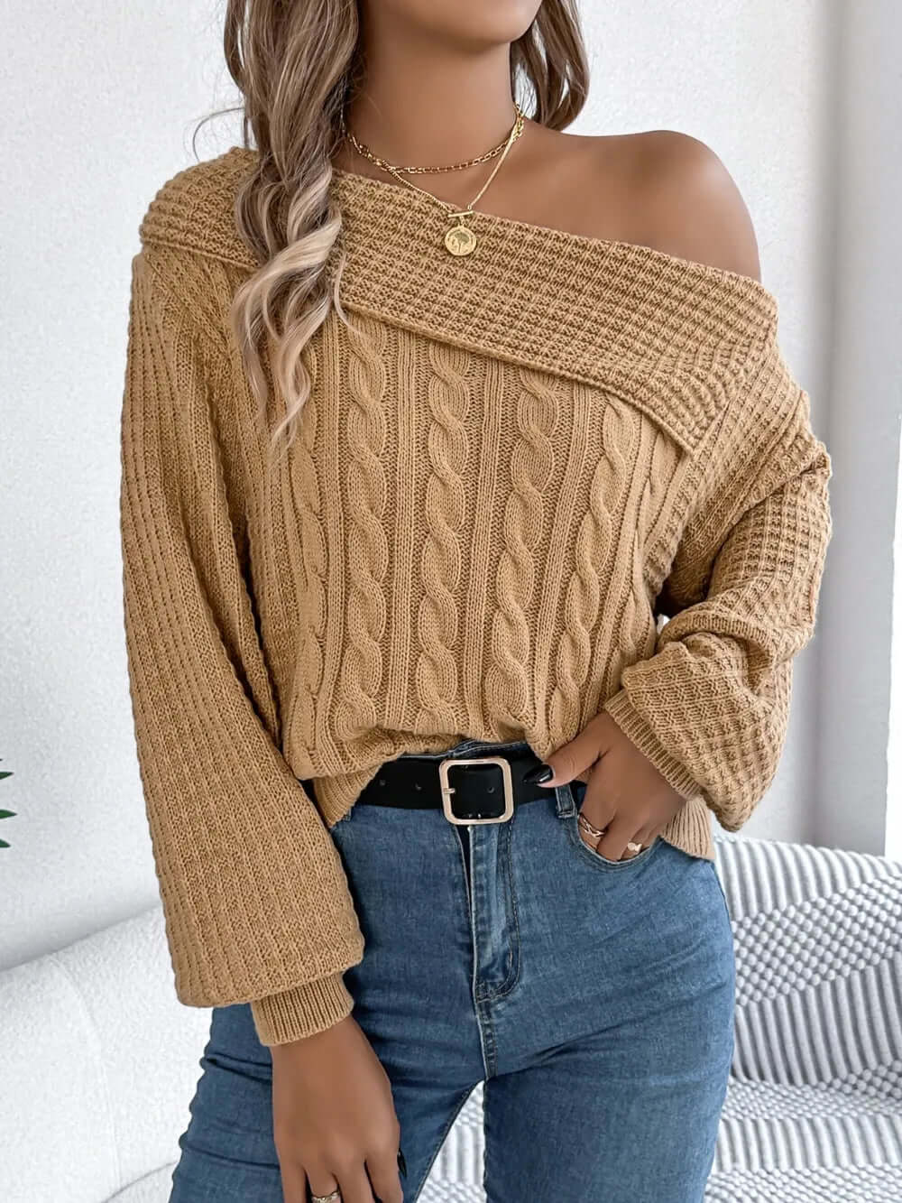 Amélie One-Shoulder Cable-Knit Sweater#Color_Camel