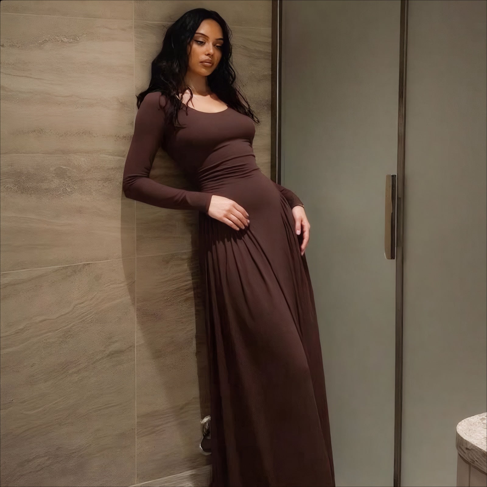 ELNOVÉ Marine U-Neck Dress