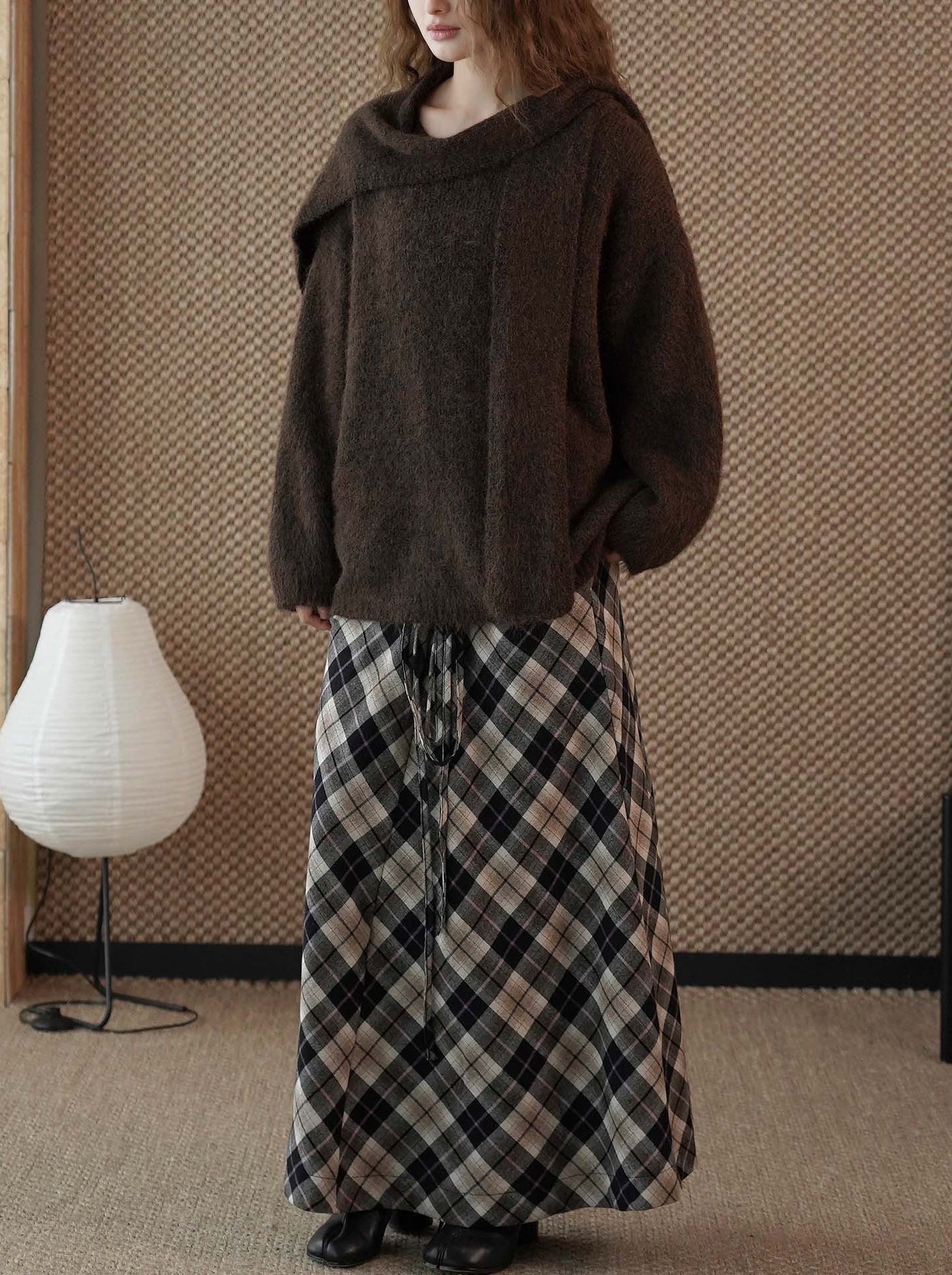 ELNOVÉ Andréa Color-Block V-Neck Sweater
