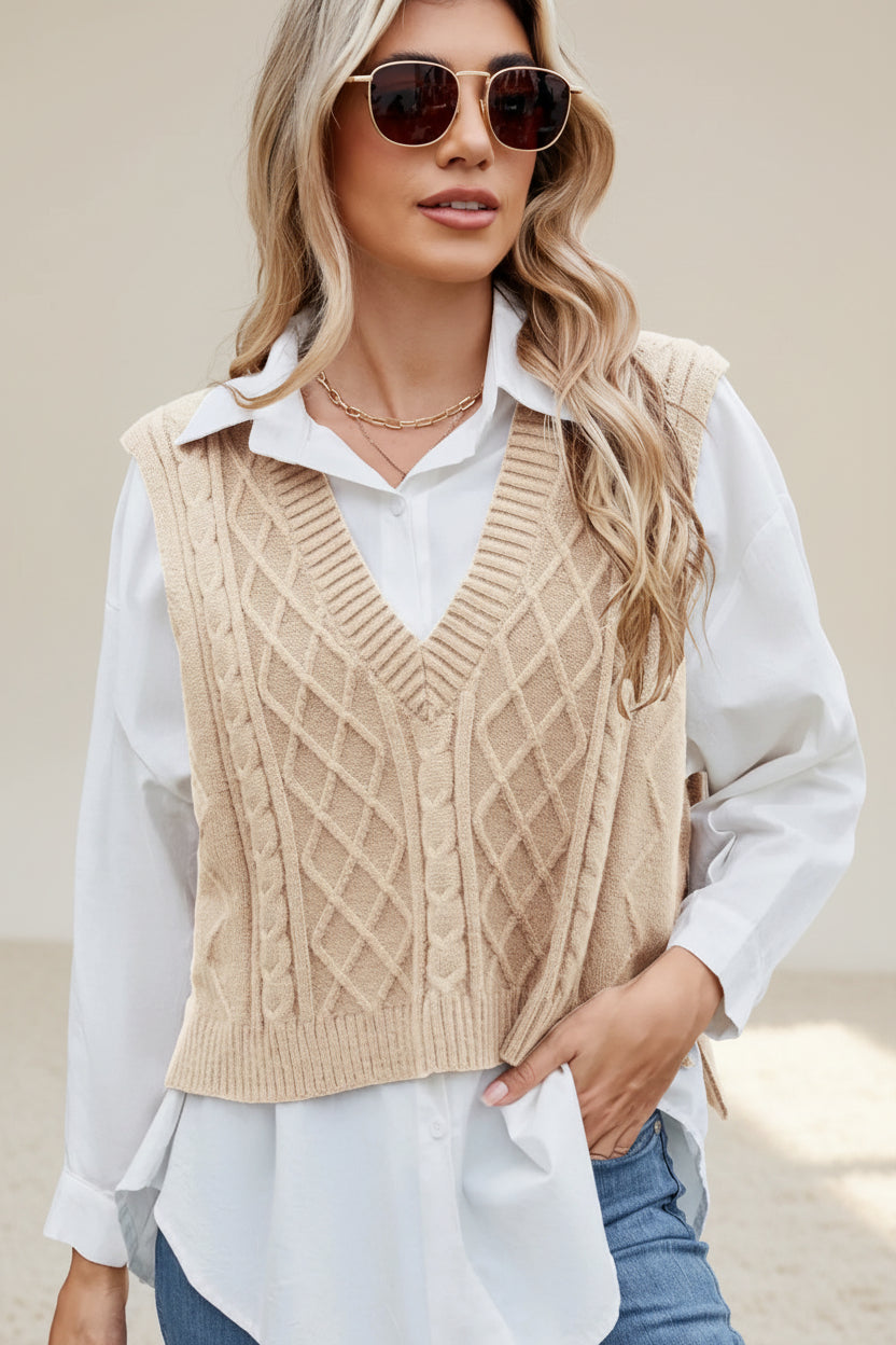 ELNOVÉ Cable-Knit V-Neck Sweater Vest