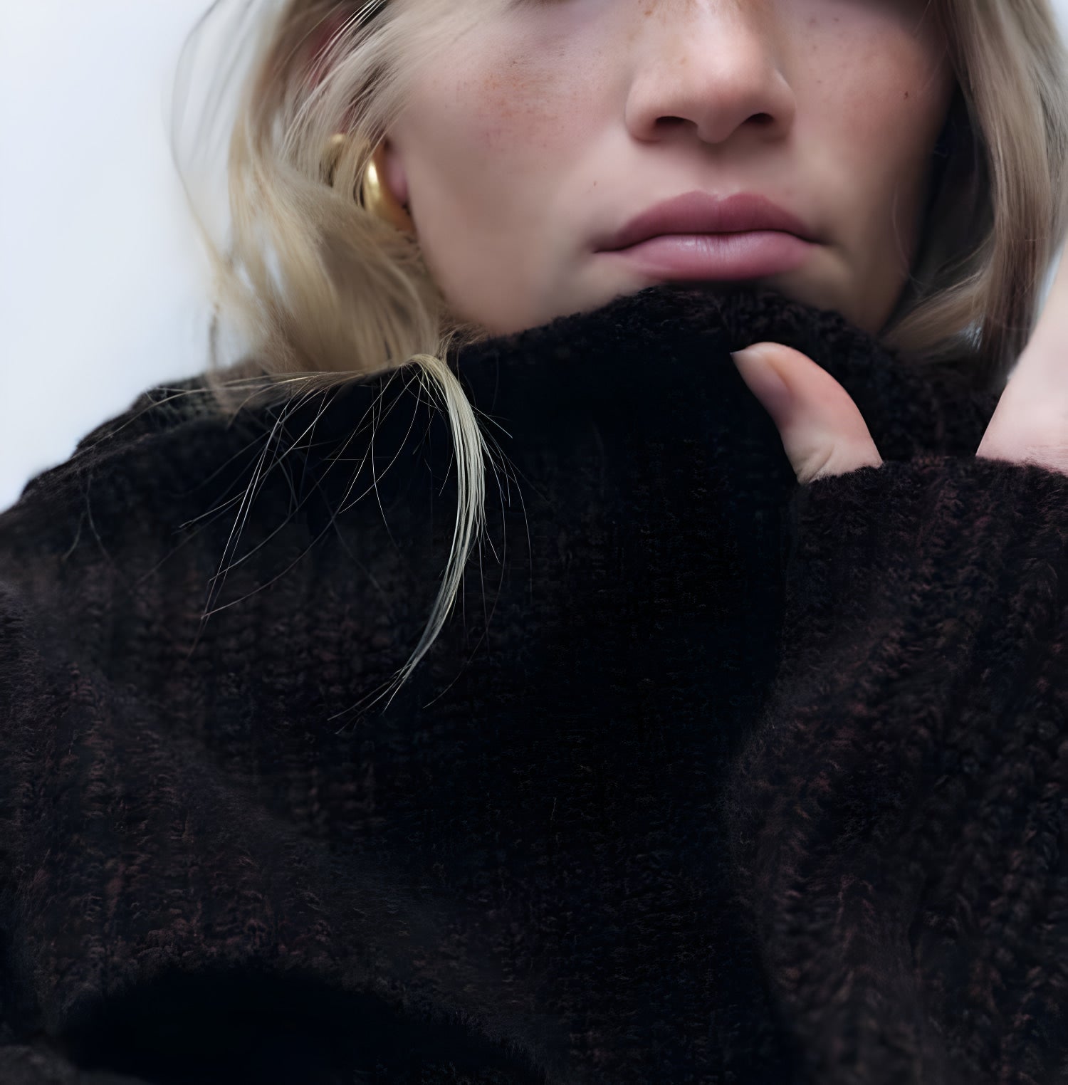 Cowl-Neck-Pullover