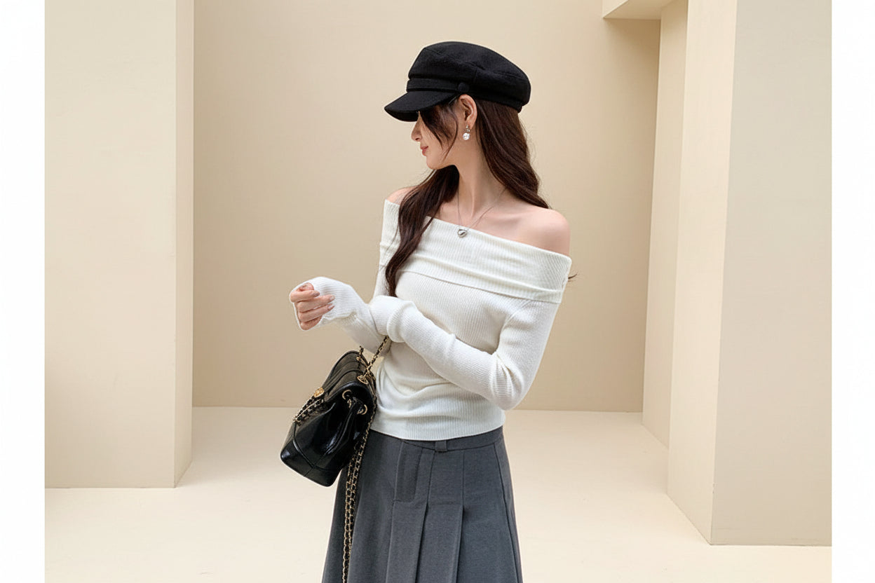 ELNOVÉ Fitted Ribbed Knit Top