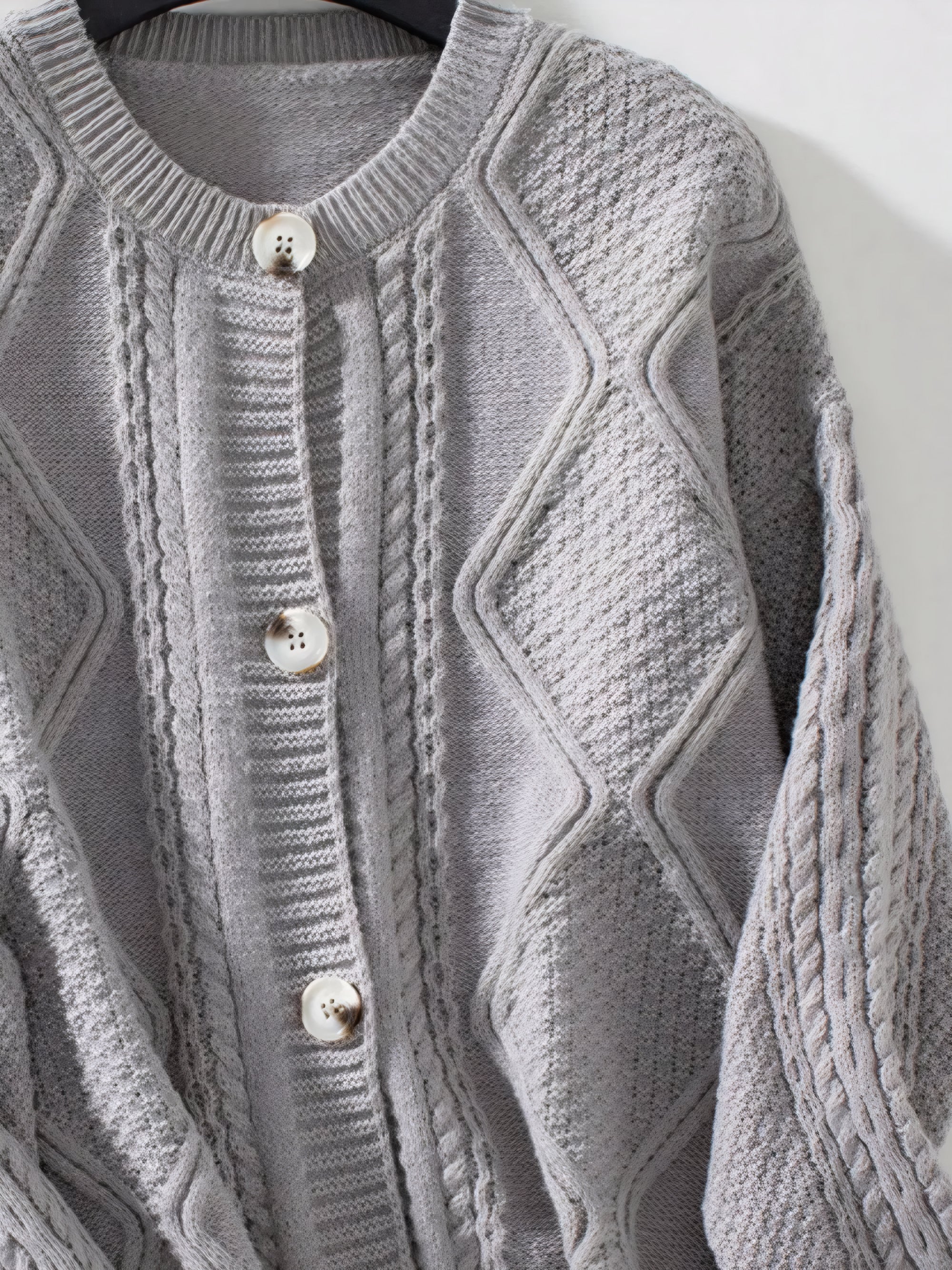 ELNOVÉ Agnès Cardigan Girocollo
