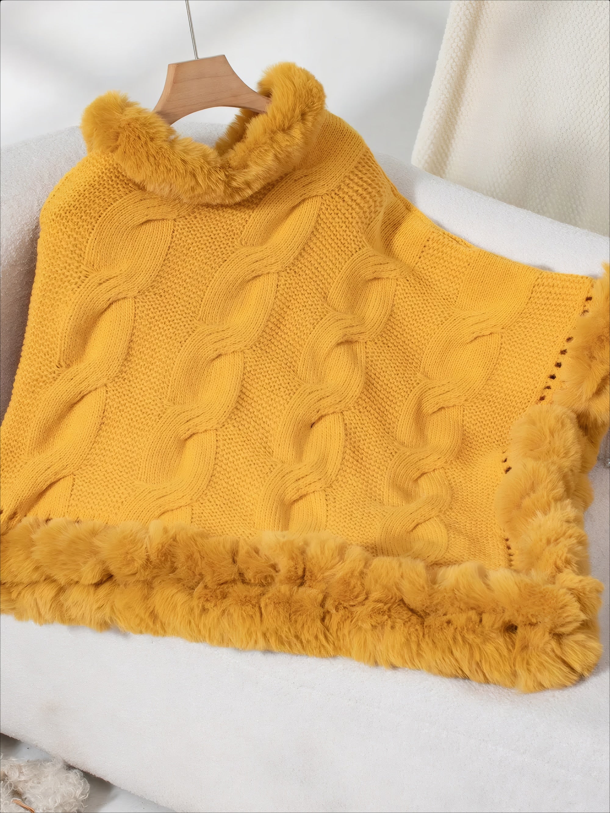 ELNOVÉ Renée Cable-Knit Poncho