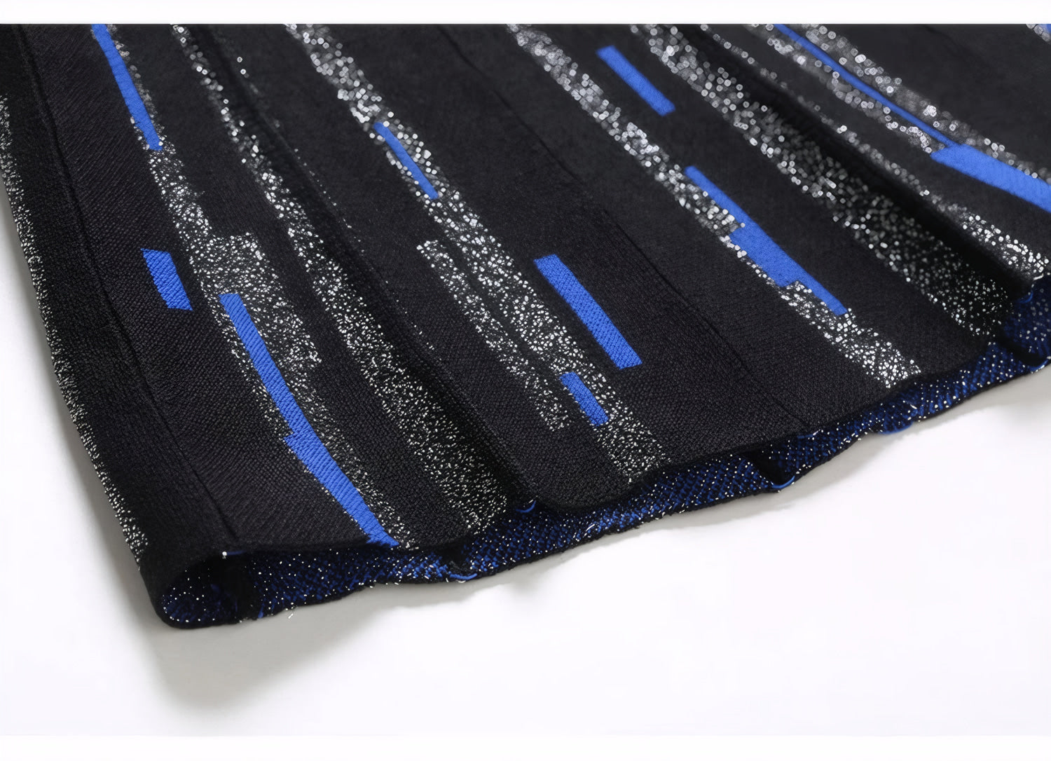 ELNOVÉ Stéphanie gestreiftes Strickkleid
